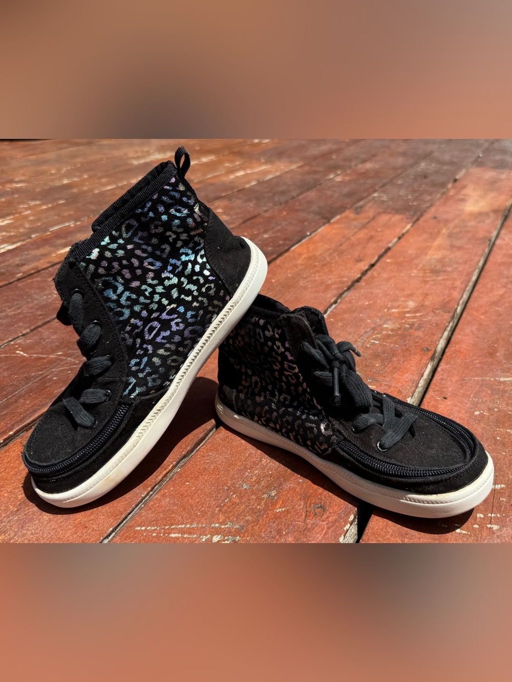 BILLY Kid Classic DR Haring Hi-Top Sneaker Black Iridescent Cheetah size 3 kids